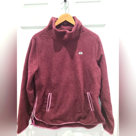 Abercrombie & Fitch Sherpa Sweater. SIZE Large - Picture 1 of 4